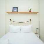 Pass The Keys Airy 1850S Coach House With Private Balcony
